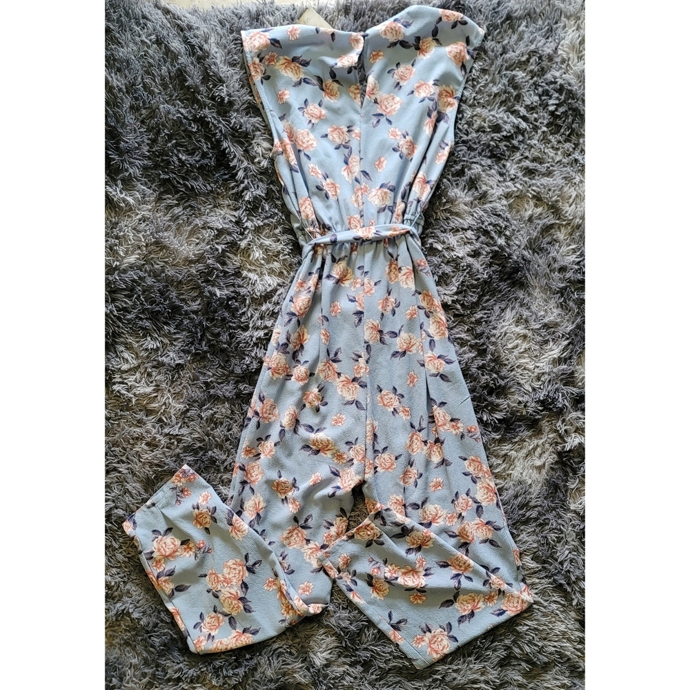 Lily Rose Floral Jumpsuit - Picture 4 of 10